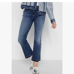 7 For All Mankind B(Air) denim crop boot. Size 31